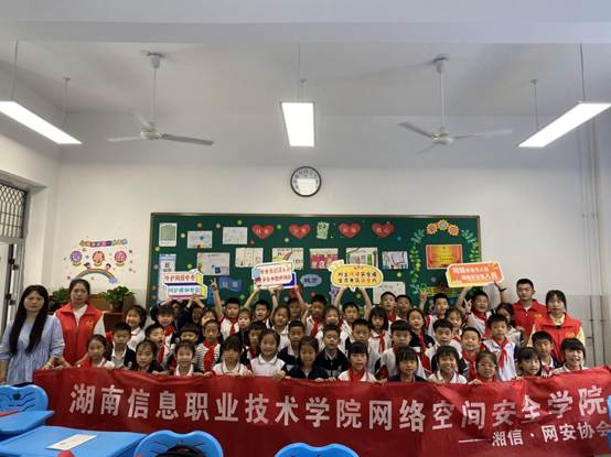 8800d30f9f3ec94158c1bfd130a9e09